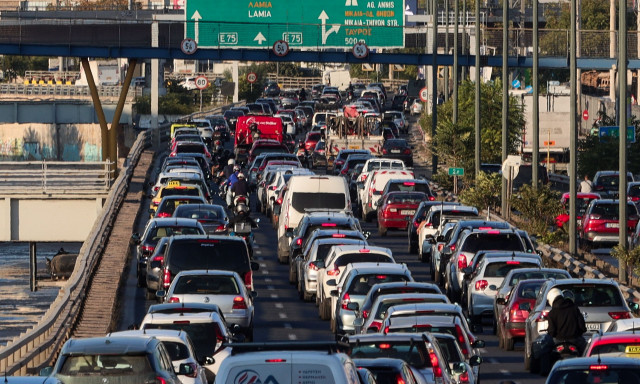Πρόστιμο 350 ευρώ στους οδηγούς που δεν έχουν αυτό το χαρτί στο αυτοκίνητό τους