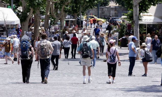 Καιρός: Ολική μεταβολή το Σαββατοκύριακο - Σε ποιες περιοχές θα ξεπεράσει ο υδράργυρος του 20°C