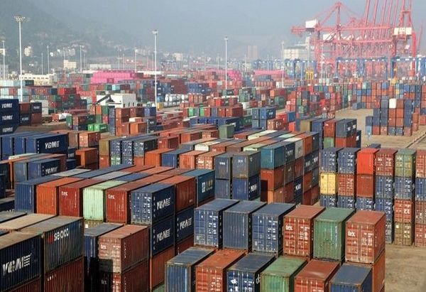 Στρατηγικό προβάδισμα για την Ινδία στις εξαγωγές μετά τη μείωση των αμερικανικών δασμών στο 18