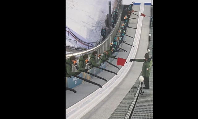 Χειμερινοί Ολυμπιακοί Αγώνες 2026: Το video που έγινε viral - Πώς καθαρίζεται μια ράμπα σκι