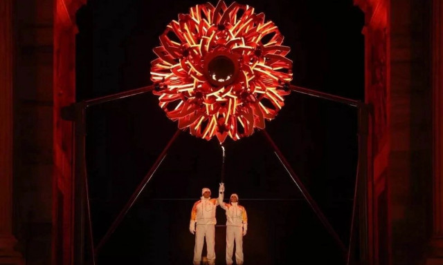 «Σατανικά σύμβολα» στους Χειμερινούς Ολυμπιακούς: Η τελετή έναρξης άναψε φωτιές και συνωμοσίες