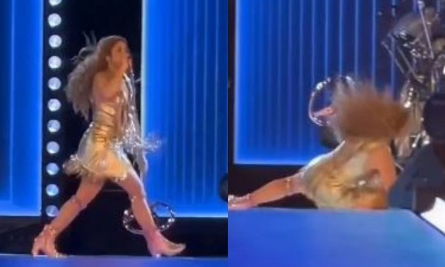 Ατύχημα για τη Σακίρα σε live: Γλίστρησε και έπεσε ενώ τραγουδούσε - Τρόμαξε το κοινό - Βίντεο