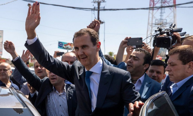 Ο Άσαντ απλώς έπαψε να ενδιαφέρεται: Εμμονικός με το σεξ και το Candy Crush ενώ η Συρία κατέρρεε