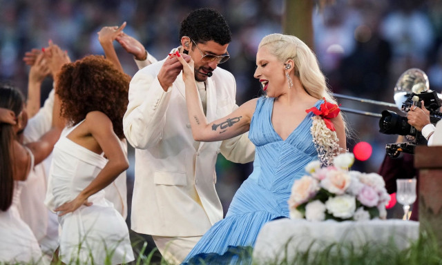 Super Bowl: Εκρηκτικό λάτιν σόου με οικοδεσπότη τον Bad Bunny και καλεσμένη την Lady Gaga