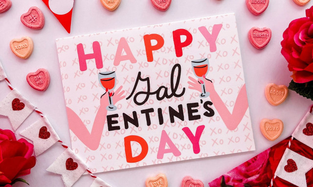 Ημέρα της Γαλεντίνας: Τι είναι και πώς μπορείτε να την γιορτάσετε με τις φίλες σας