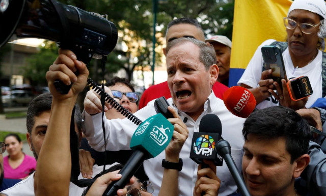 Βενεζουέλα: Ένοπλοι άνδρες με πολιτικά απήγαγαν αρχηγό της αντιπολίτευσης