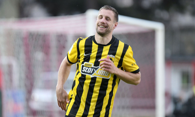 Μπάρναμπας Βάργκα ΑΕΚ