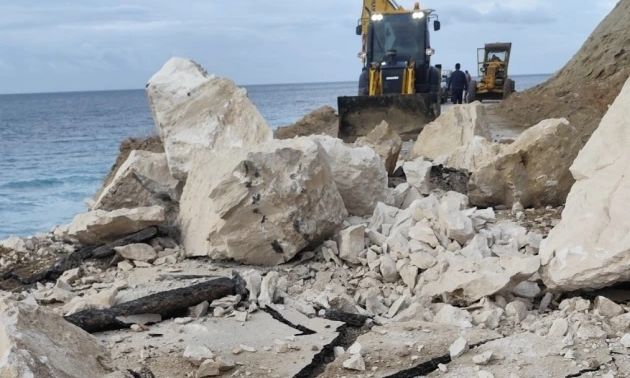 Κρήτη: Κλειστός επ΄αόριστoν ο δρόμος Μύρτου - Τερτσών λόγω νέας κατολίσθησης