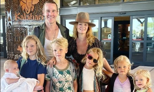 James Van Der Beek: Συγκινεί η τελευταία φωτογραφία - αφιέρωμα στην κόρη του και τον πατέρα του