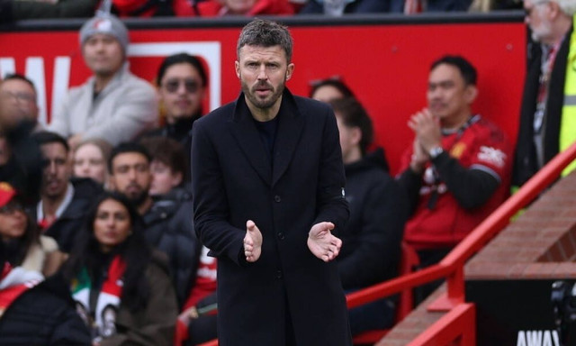 Αγγλία: Έσωσε τον βαθμό η Μάντσεστερ Γιουνάιτεντ, αλλά δεν έστειλε για... κούρεμα τον Φρανκ Ίλετ