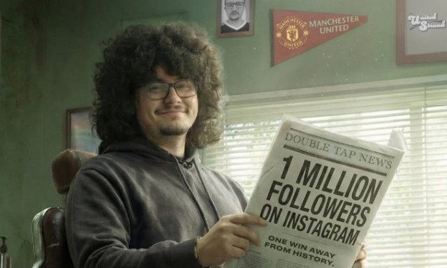 Ο ακούρευτος οπαδός της Μάντσεστερ Γιουνάιτεντ είναι τελικά εκατομμυριούχος;