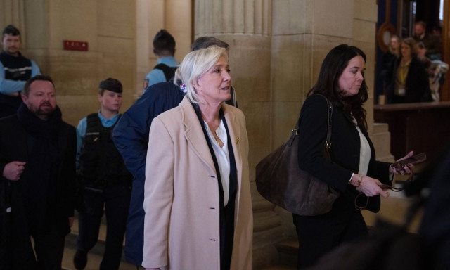 Δίκη Μαρίν Λεπέν: Τον Ιούλιο η απόφαση για την υπόθεση διαφθοράς - Ο ελιγμός για τις προεδρικές 2027