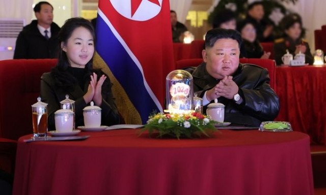 Διάδοχος στα 13: Ο Κιμ Γιονγκ Ουν «δείχνει» την κόρη του ως την επόμενη ηγέτιδα της Βόρειας Κορέας