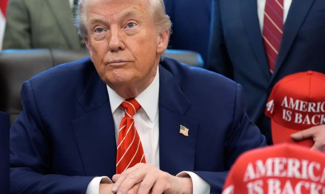 Ο Τραμπ καταργεί το εύρημα - ορόσημο της EPA, εποχής Ομπάμα για την κλιματική αλλαγή