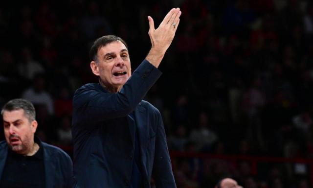 «Τιμωρία» για γέλια της EuroLeague στον Μπαρτζώκα: Πρόστιμο 4.000 ευρώ για την επίθεση σε φιλάθλους