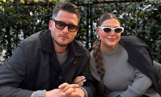 Δανάη Μπάρκα: Ανεβαίνει τα σκαλιά της εκκλησίας η ηθοποιός;