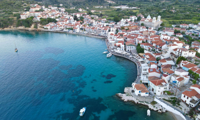 Η Σάμος ανάμεσα στους πιο υποσχόμενους προορισμούς του κόσμου για το 2026