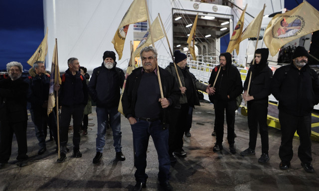 Πανελλαδική κάθοδος αγροτών με τρακτέρ στο Σύνταγμα – Κυκλοφοριακές ρυθμίσεις στο κέντρο της Αθήνας