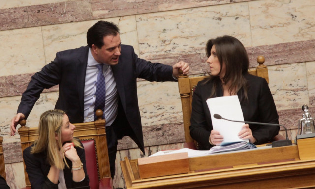 Νέο μήνυμα Άδωνι για Κωνσταντοπούλου: Να παραιτηθούμε όλοι, ο Πρόεδρος της Δημοκρατίας και ο Πάπας