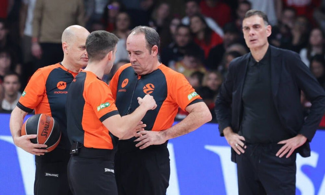 Αποθέωση οπαδών του Ερυθρού Αστέρα στον Γιαννακόπουλο: «Τώρα τον καταλαβαίνετε αυτόν τον άνθρωπο;»