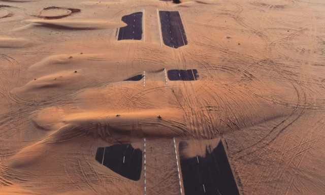 Γιατί ΗΑΕ και Σαουδική Αραβία εισάγουν εκατομμύρια τόνους άμμου ενώ «πνίγονται» από ερήμους