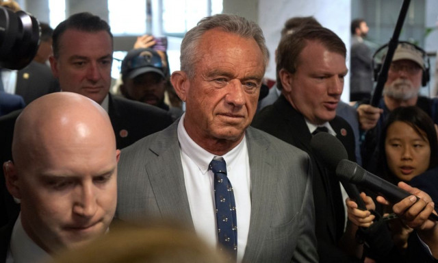 Ρόμπερτ Κένεντι: «Δεν φοβάμαι τα μικρόβια, συνήθιζα να κάνω κοκαΐνη από τα καθίσματα τουαλέτας»