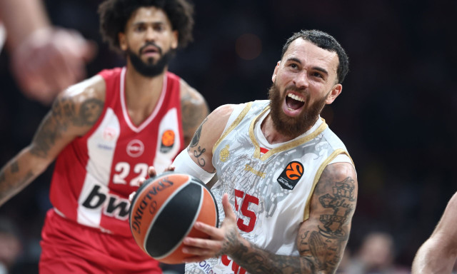 Μάικ Τζέιμς Euroleague