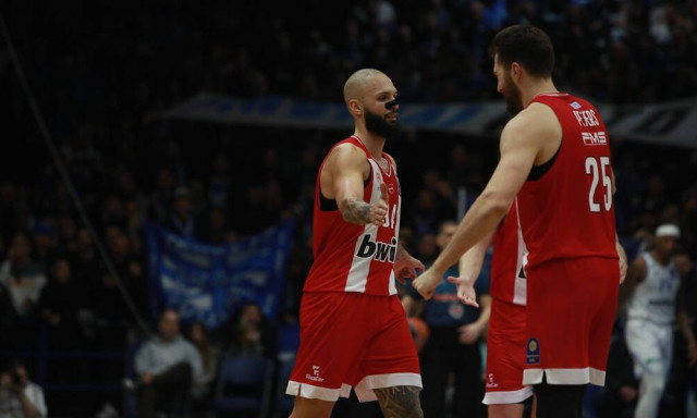 GBL: Εύκολα στο Ιβανόφειο ο Ολυμπιακός, «διπλό» για Περιστέρι στην Πάτρα