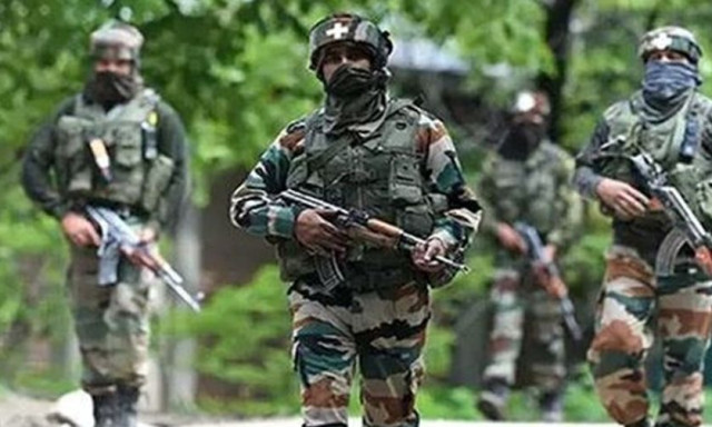 Άλμα στις αμυντικές δαπάνες της Ινδίας