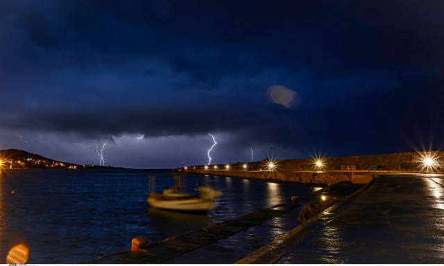 Καιρός: Νέα επιδείνωση τις επόμενες ώρες με βροχές και καταιγίδες - Σε «Red Code» 4 περιοχές