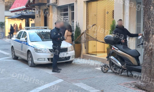 Κινηματογραφική διάρρηξη στο κέντρο της Λάρισας - «Σήκωσαν» τα ρολά με ιμάντες και αυτοκίνητα