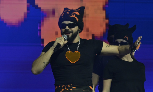 Eurovision 2026: Μαντώ, Αντώνης Καρατζίκος και Άννα Ζηρδέλη μιλούν για τον Akyla