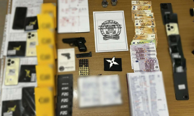 Πάτρα: Εξαρθρώθηκε κύκλωμα παράνομου στοιχηματισμού - Διακινούσαν τεράστια «μαύρα» ποσά και κυκλοφορούσαν με πολυτελή αυτοκίνητα