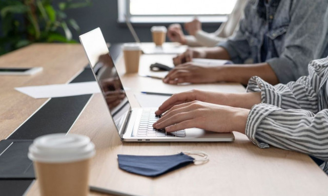 Ξεκίνησαν οι αιτήσεις για το πρόγραμμα ενίσχυσης νέας επιχειρηματικότητας με επιχορήγηση 17.500 ευρώ