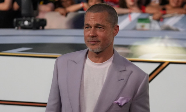 Η Ύδρα σε ρυθμούς Χόλιγουντ: Ο Μπραντ Πιτ έφτασε στο νησί - Τι αναφέρουν στο Newsbomb κάτοικοι