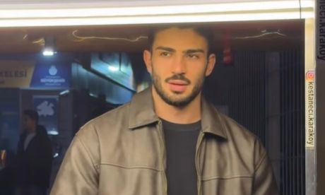 Τουρκία: Ο κούκλος πλανόδιος πωλητής που έχει γίνει viral - Βίντεο