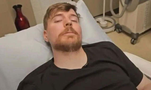 Ο MrBeast αποκάλυψε τι έπαθε μετά από 14 μέρες μόνο με νερό