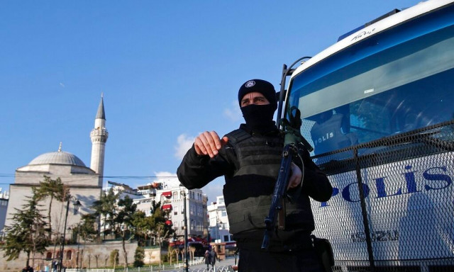 Έξι Ευρωπαίοι ακτιβιστές των ανθρωπίνων δικαιωμάτων συνελήφθησαν στην Τουρκία