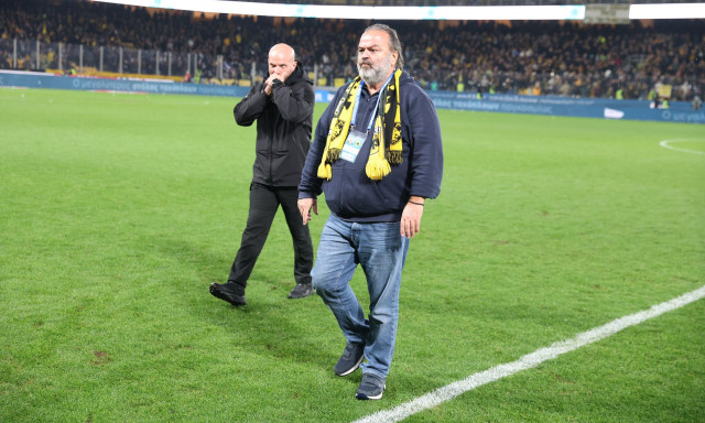 Πρόστιμο 20.000 ευρώ στον Μάριο Ηλιόπουλο για το ΑΕΚ – Ολυμπιακός