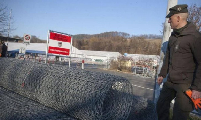 Αυστρία: Η παράταση της στρατιωτικής θητείας διχάζει τη χώρα