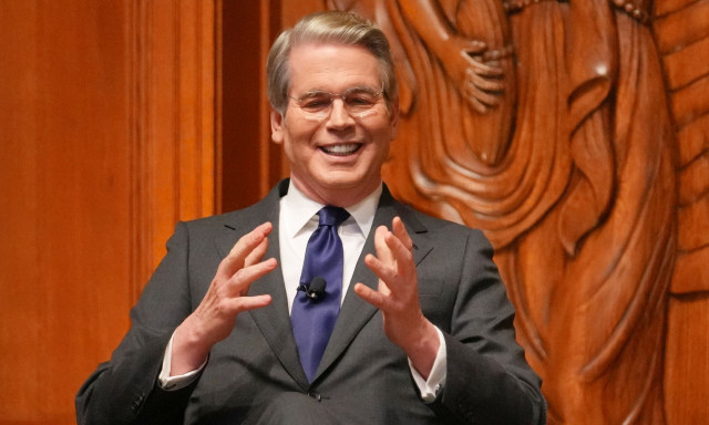 ΗΠΑ: Ανάπτυξη τουλάχιστον 3,5% προβλέπει ο υπουργός Οικονομικών Μπέσεντ