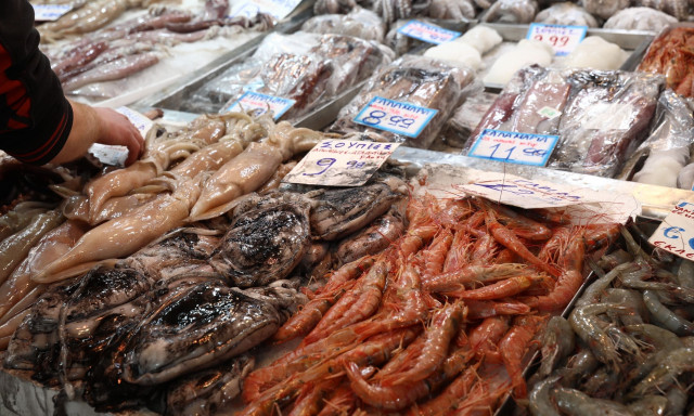 Καθαρά Δευτέρα: Πώς θα λειτουργήσουν τα σούπερ μάρκετ - Τι ισχύει για τις λαϊκές αγορές