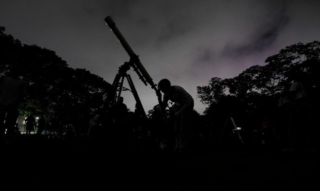 Ουράνιο υπερθέαμα: «Παρέλαση» έξι πλανητών, ορατή με γυμνό μάτι