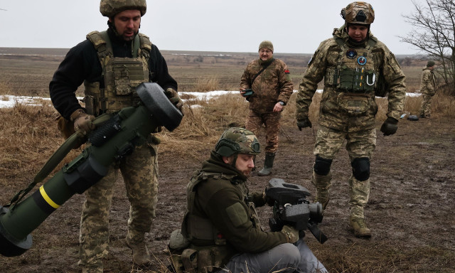 Times: Η Ουκρανία χρειάζεται 250.000 επιπλέον στρατιώτες και πιο ισχυρά όπλα