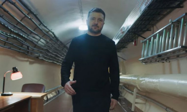 Ο Ζελένσκι άνοιξε τις πόρτες του καταφυγίου όπου κρύφτηκε τις πρώτες ώρες του πολέμου με τη Ρωσία