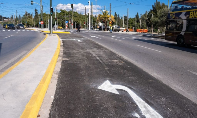 Δήμος Αθηναίων: Σε ισχύ η αναστροφή της Λεωφόρου Αμαλίας για είσοδο στην Πλάκα