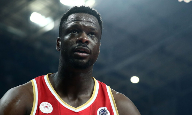 Μουσταφά Φαλ Ολυμπιακός