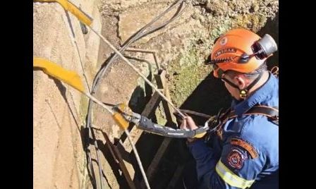 Λάρισα: Απεγκλωβίστηκε ο 40χρονος που έπεσε σε πηγάδι