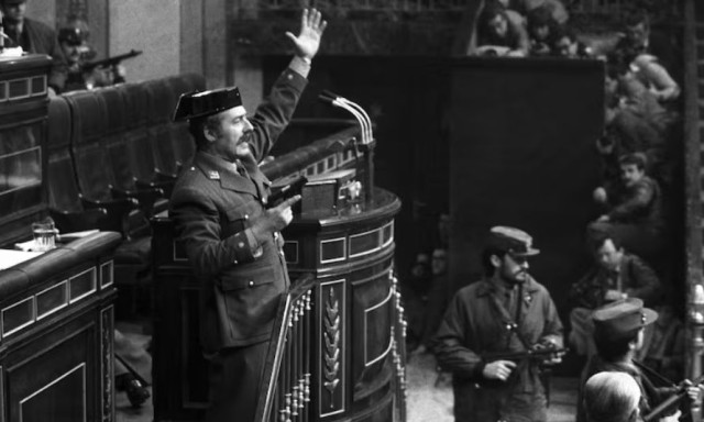 Ισπανία: Πέθανε ο Αντόνιο Τεχέρο Μολίνα, ο επικεφαλής του αποτυχημένου πραξικοπήματος του 1981