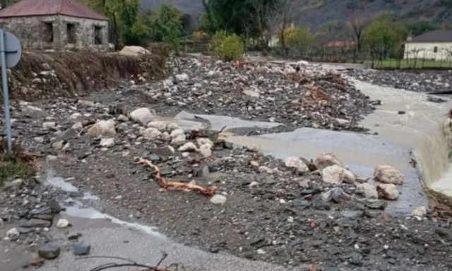 Πρέβεζα: Κλειστός επ' αόριστον ο δρόμος στην Κλεισούρα μετά τις συνεχείς κατολισθήσεις